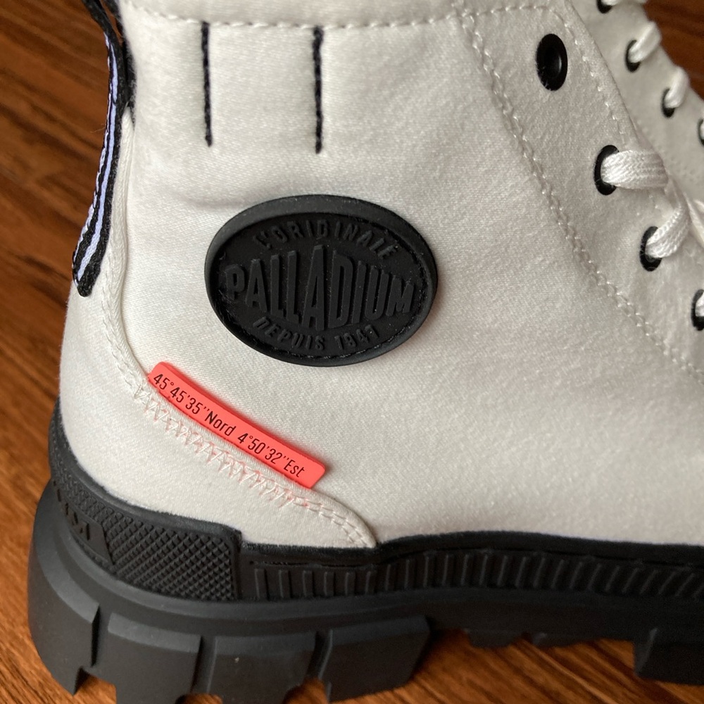 Palladium Revolt Hi TX Women’s White and Black High-Top Sneakers - Picture 6 of 9